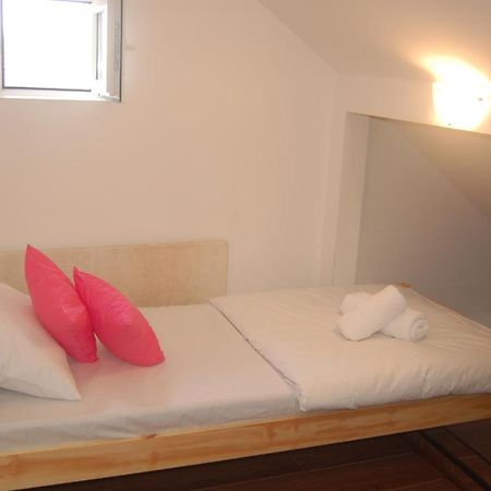 Apartmani Marios Nis Exterior foto